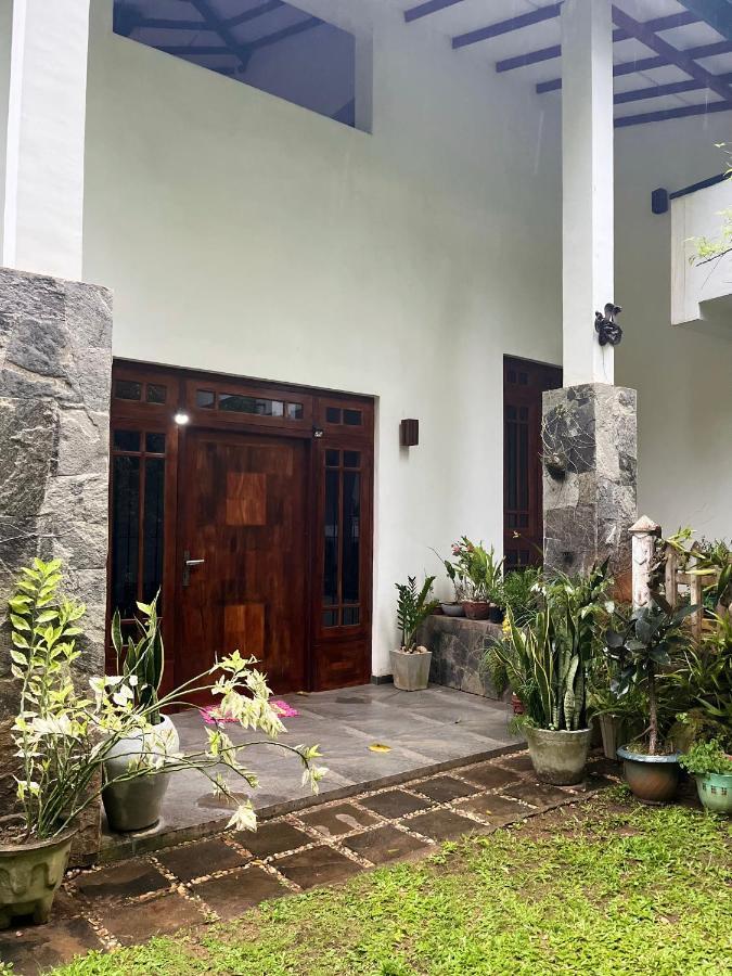 Rustic Mahaweli Apartment แคนดี้ ภายนอก รูปภาพ